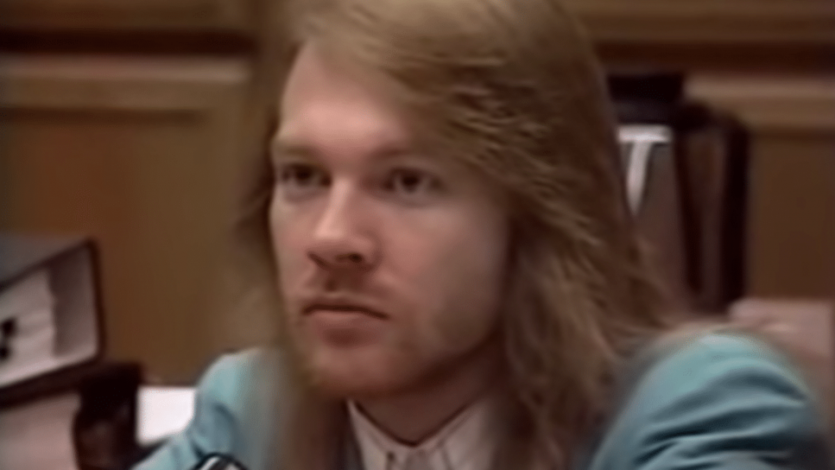 GUNS N' ROSES: Cuando AXL ROSE testificó en 1993 contra el batería original  del grupo (Video) 